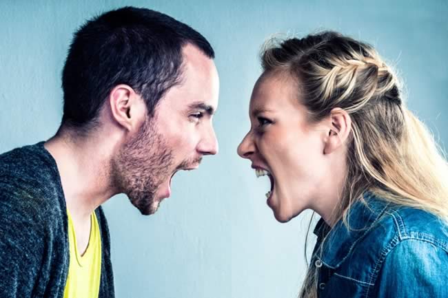 10 Signs Of An Abusive Relationship
